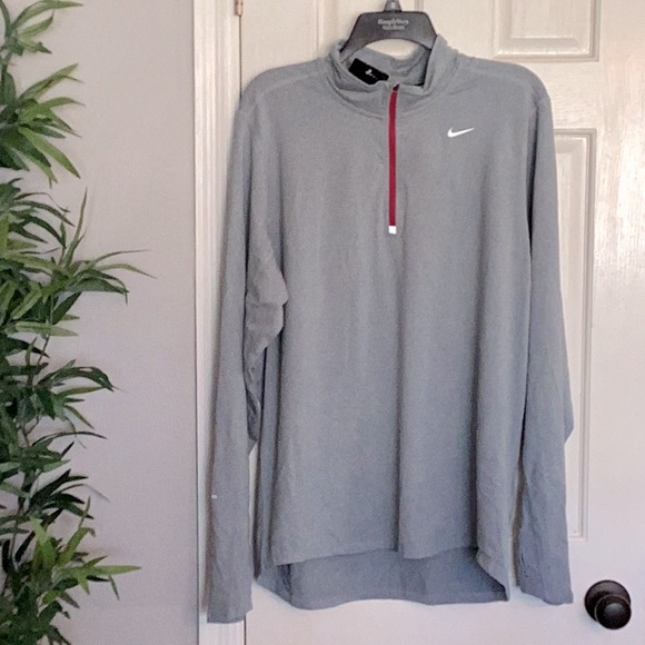 Nike Other - Nike dri fit runningg long sleeve quarter zip NWT L